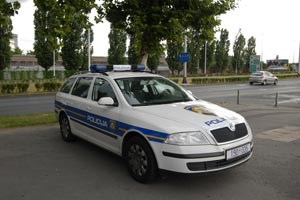 Slika \PU_V\vijesti\ilustracije\auto_policija01.jpg